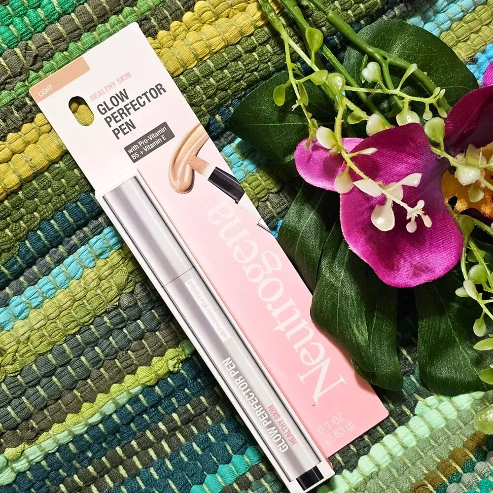 Neutrogena Healthy Skin Glow Perfector Pen, Pro-Vitamin B5 + Vitamin E. Light